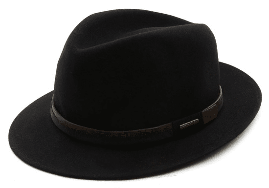 Le chapeau Stetson : pour avoir du style même sous la pluie !